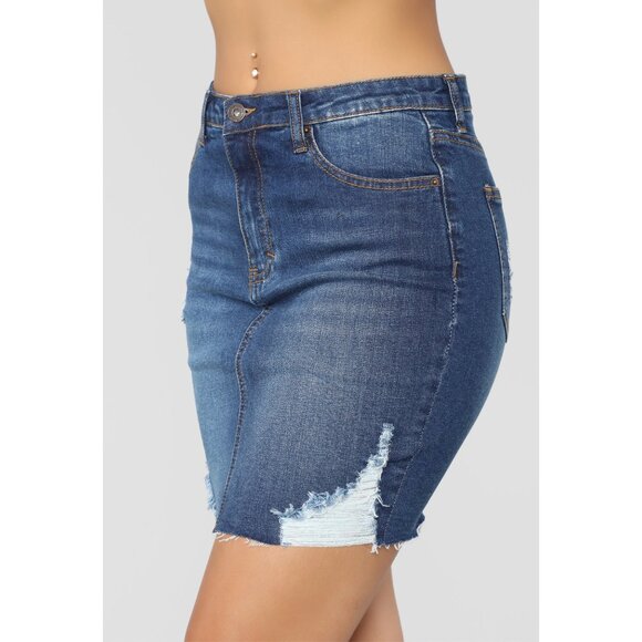Dayana Denim Skirt w/ Distressed Hem – Dark Wash by Wax Jean – S - Picture 5 of 6